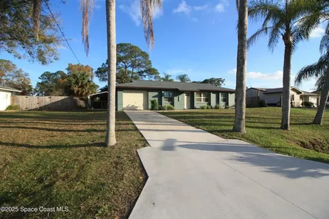 1011 Colonial Avenue SE Palm Bay FL 32909