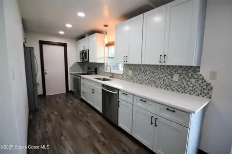 1011 Colonial Avenue SE Palm Bay FL 32909
