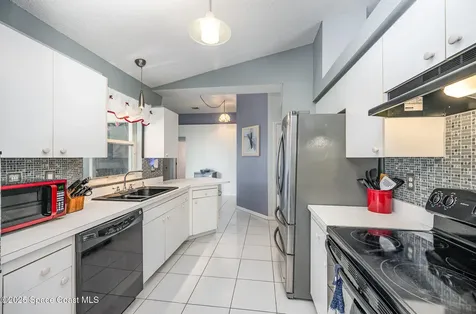7711 Greenboro Drive Melbourne FL 32904