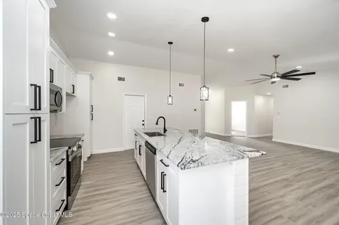 612 Rostock Circle NW Palm Bay FL 32907