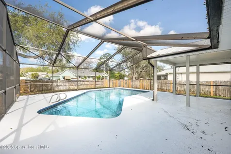 612 Rostock Circle NW Palm Bay FL 32907
