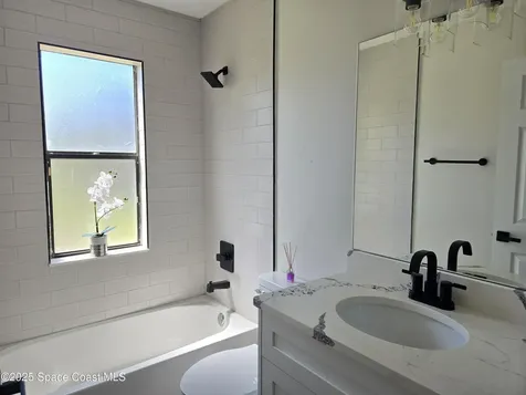 612 Rostock Circle NW Palm Bay FL 32907
