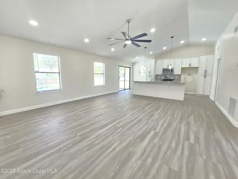 612 Rostock Circle NW Palm Bay FL 32907