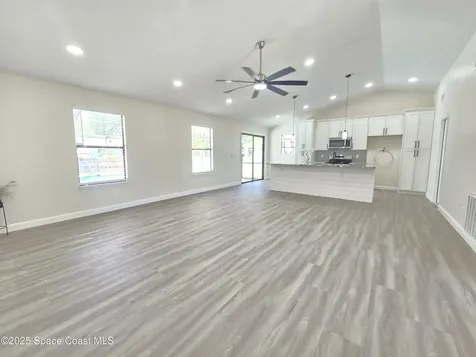 612 Rostock Circle NW Palm Bay FL 32907