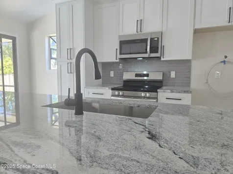 612 Rostock Circle NW Palm Bay FL 32907