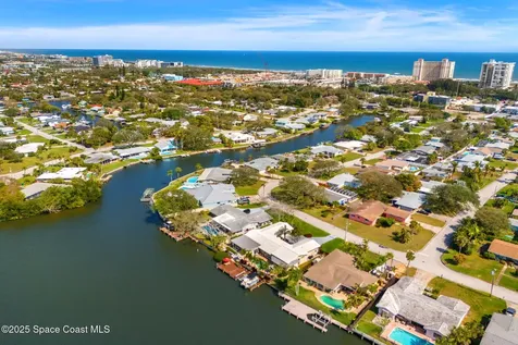 561 Capri Road Cocoa Beach FL 32931