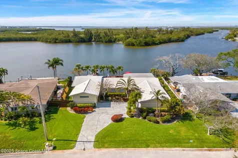 561 Capri Road Cocoa Beach FL 32931