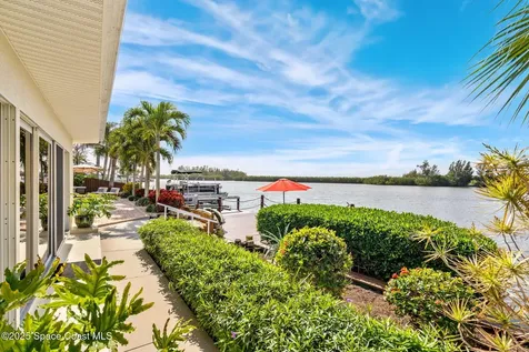 561 Capri Road Cocoa Beach FL 32931