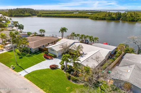 561 Capri Road Cocoa Beach FL 32931