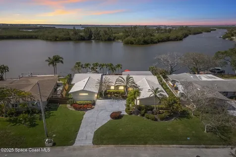 561 Capri Road Cocoa Beach FL 32931