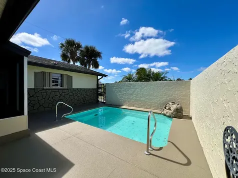 667 Walnut Drive Melbourne FL 32935
