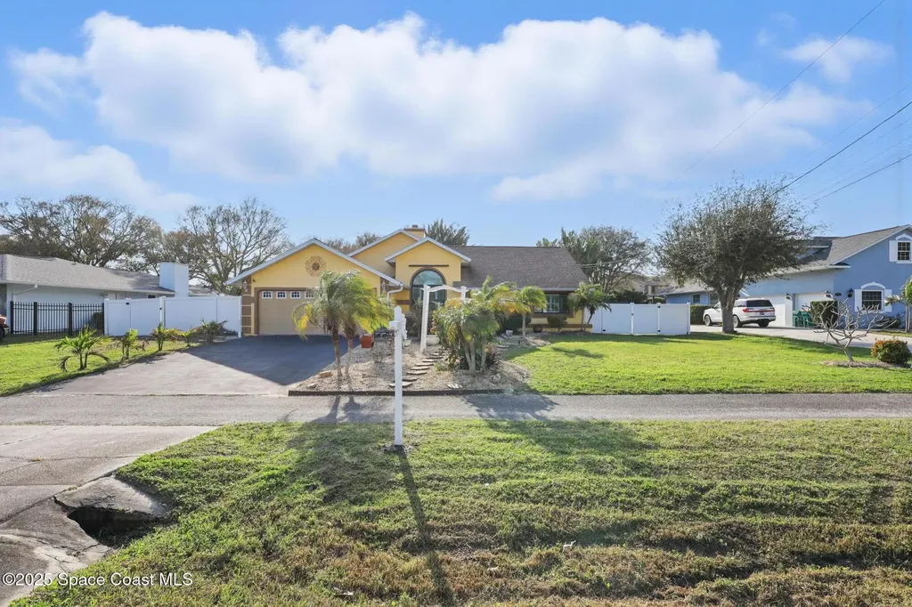 2585 S Courtenay Parkway Merritt Island FL 32952