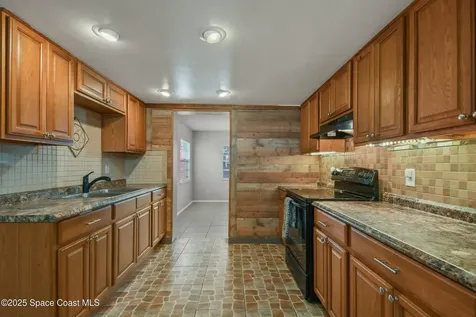 605 Clarke Avenue Melbourne FL 32935