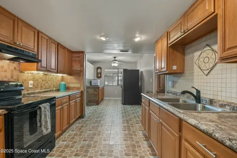 605 Clarke Avenue Melbourne FL 32935