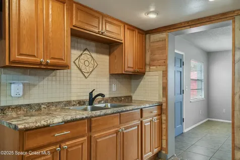 605 Clarke Avenue Melbourne FL 32935