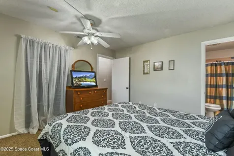 605 Clarke Avenue Melbourne FL 32935