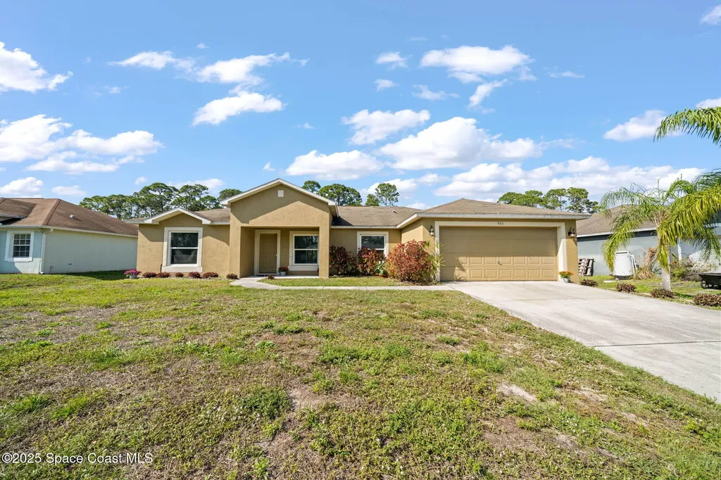 941 Palo Alto Street SE Palm Bay FL 32909