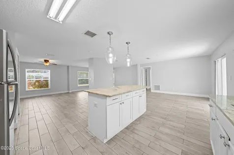 941 Palo Alto Street SE Palm Bay FL 32909