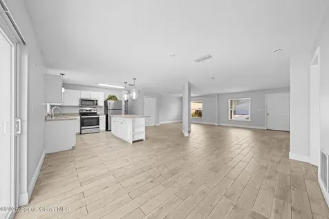 941 Palo Alto Street SE Palm Bay FL 32909