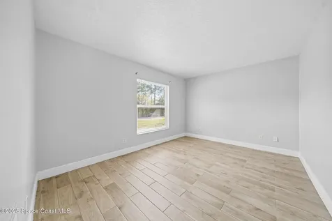 941 Palo Alto Street SE Palm Bay FL 32909