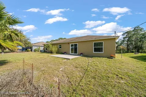 941 Palo Alto Street SE Palm Bay FL 32909