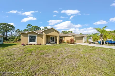 941 Palo Alto Street SE Palm Bay FL 32909
