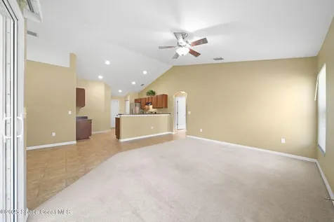 935 Palo Alto Street SE Palm Bay FL 32909