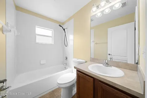935 Palo Alto Street SE Palm Bay FL 32909