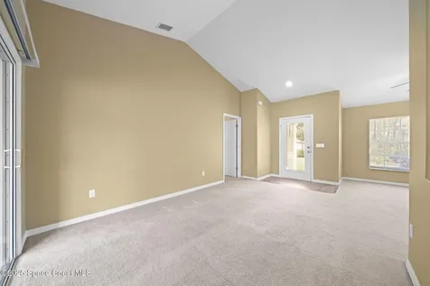 935 Palo Alto Street SE Palm Bay FL 32909