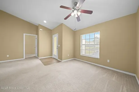 935 Palo Alto Street SE Palm Bay FL 32909