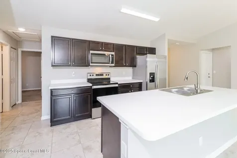 2110 Wagonwheel Avenue SE Palm Bay FL 32909