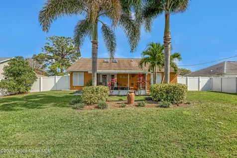 1618 Glendale Avenue NW Palm Bay FL 32907