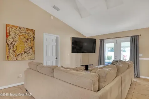 1618 Glendale Avenue NW Palm Bay FL 32907