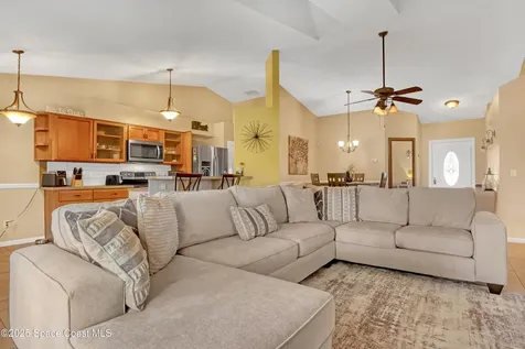 1618 Glendale Avenue NW Palm Bay FL 32907