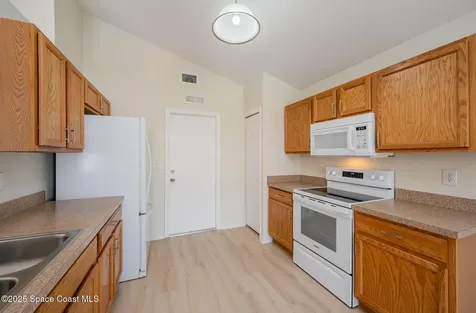 741 Campina Avenue SE Palm Bay FL 32909