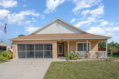 741 Campina Avenue SE Palm Bay FL 32909