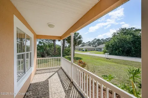 741 Campina Avenue SE Palm Bay FL 32909