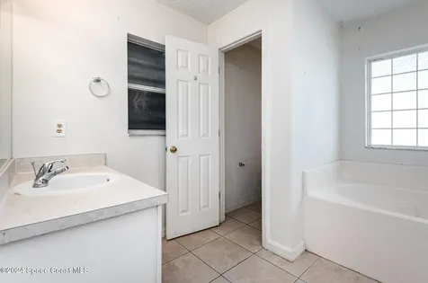 3162 San Salvador Avenue SE Palm Bay FL 32909