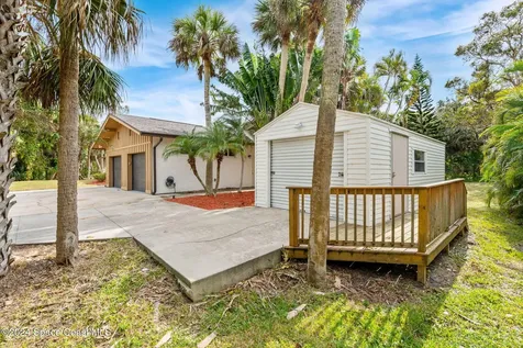 2010 S Courtenay Parkway Merritt Island FL 32952