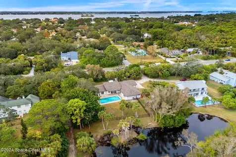 2010 S Courtenay Parkway Merritt Island FL 32952