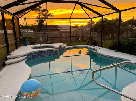 1666 Glendale Avenue NW Palm Bay FL 32907