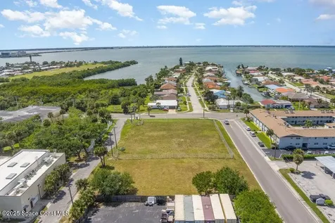 161 S Shepard Drive Cocoa Beach FL 32931