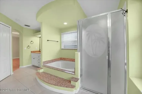 855 Highland Avenue NW Palm Bay FL 32907