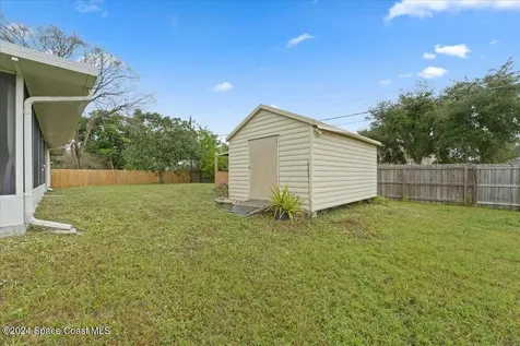 855 Highland Avenue NW Palm Bay FL 32907