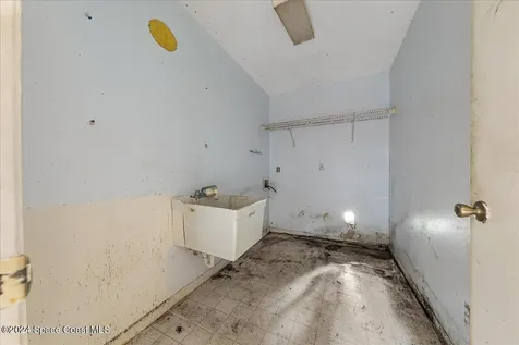 234 Michigan Avenue Indialantic FL 32903