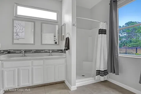 2535 Hagoplan Avenue SW Palm Bay FL 32908
