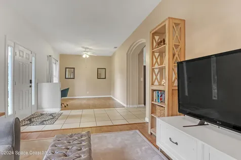 2535 Hagoplan Avenue SW Palm Bay FL 32908