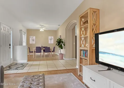 2535 Hagoplan Avenue SW Palm Bay FL 32908