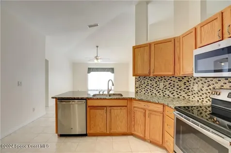 9260 102nd Avenue Vero Beach FL 32967