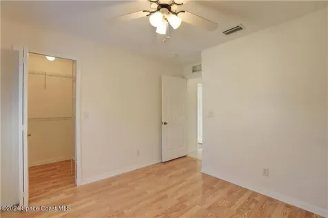 9260 102nd Avenue Vero Beach FL 32967